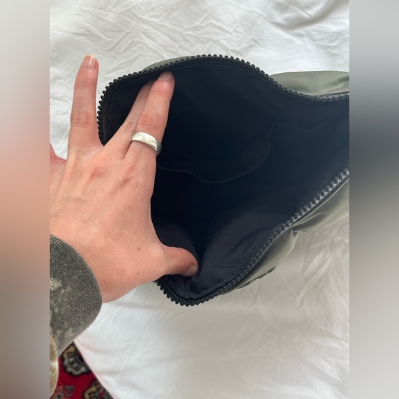 Marc Jacob’s Heaven shoulder bag - Picture 5 of 6